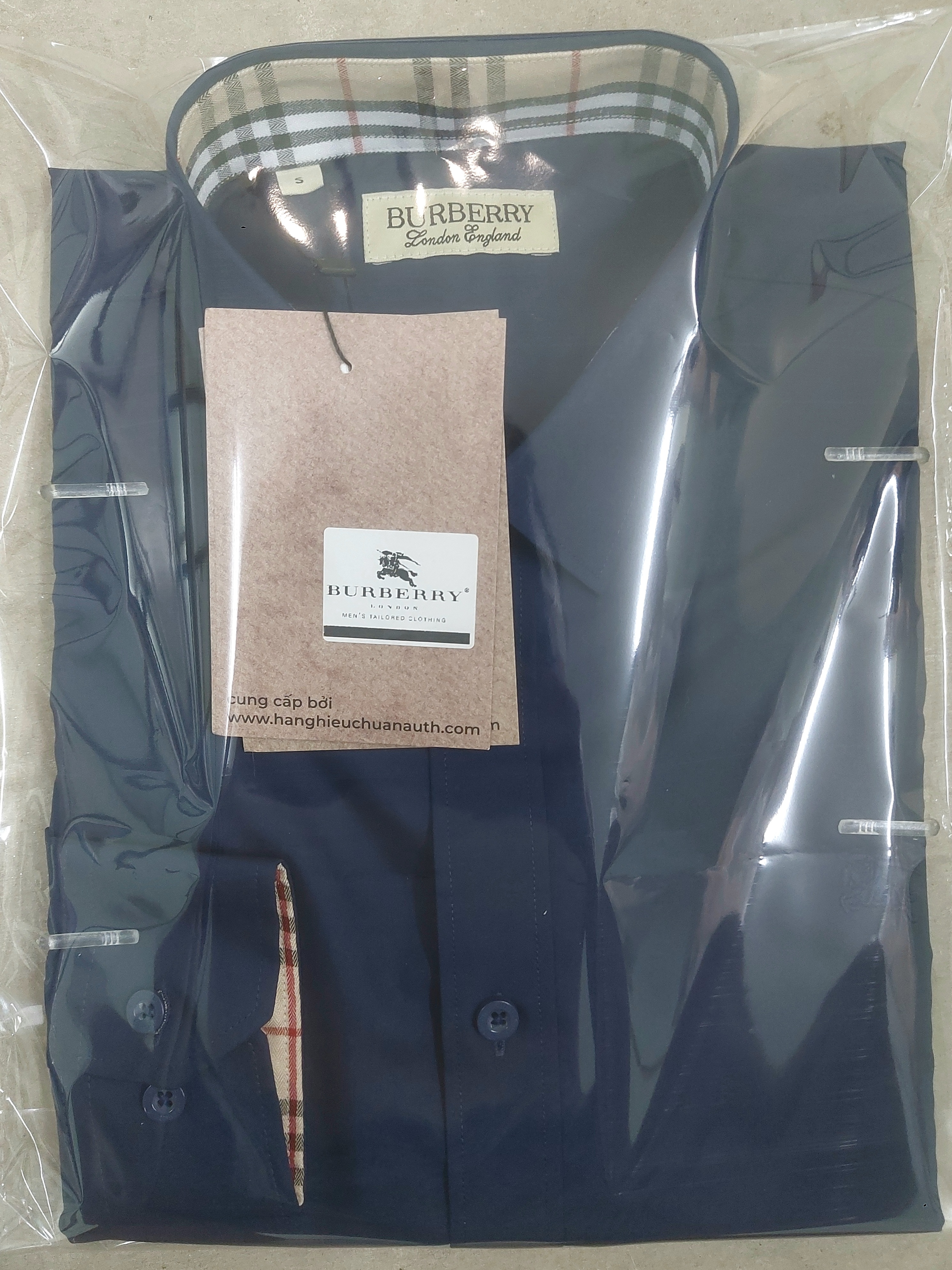 QTTN - Sơ mi hàng hiệu Burberry HA 2485